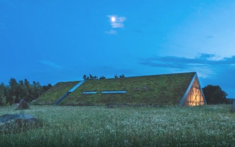 绿色线条小屋 / Mobius Architects